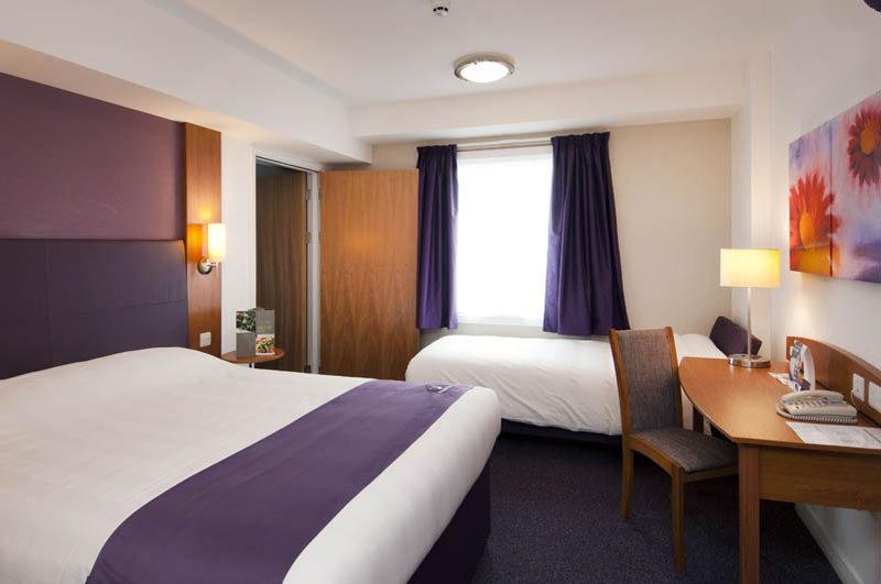 Premier Inn East Midlands Airport Diseworth Экстерьер фото
